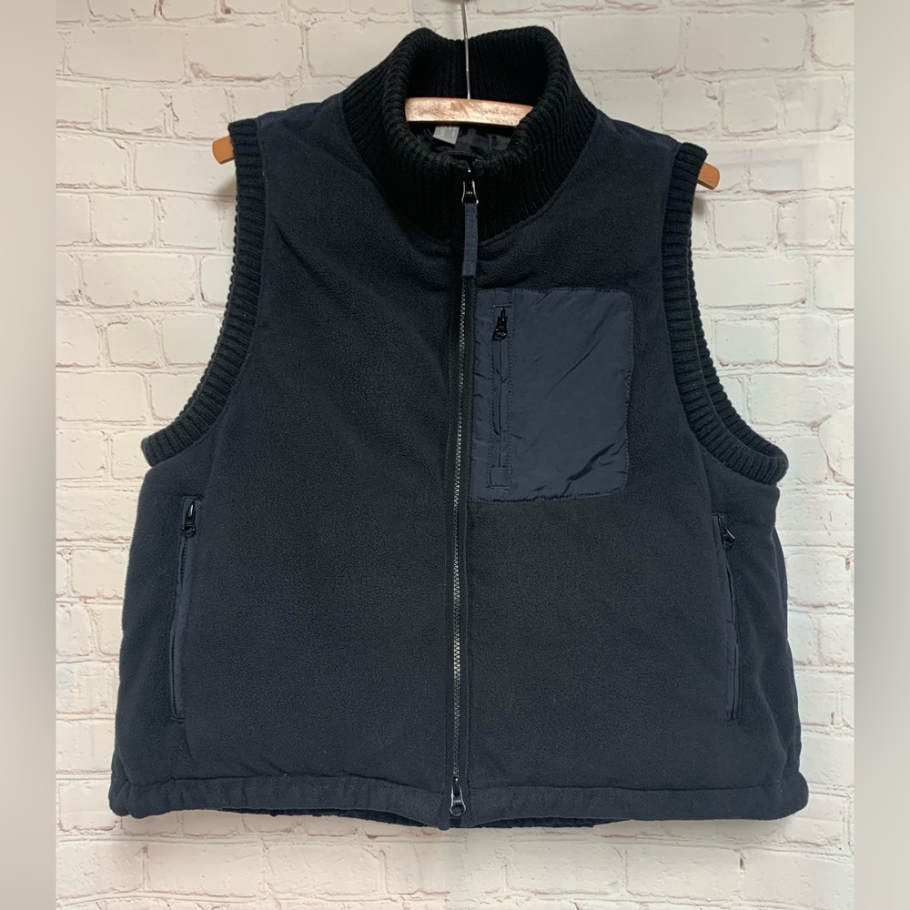 Sweaty Betty Black Navy Puffer Venture Fleece Padded Vest Size 12 - Picture 3 of 6